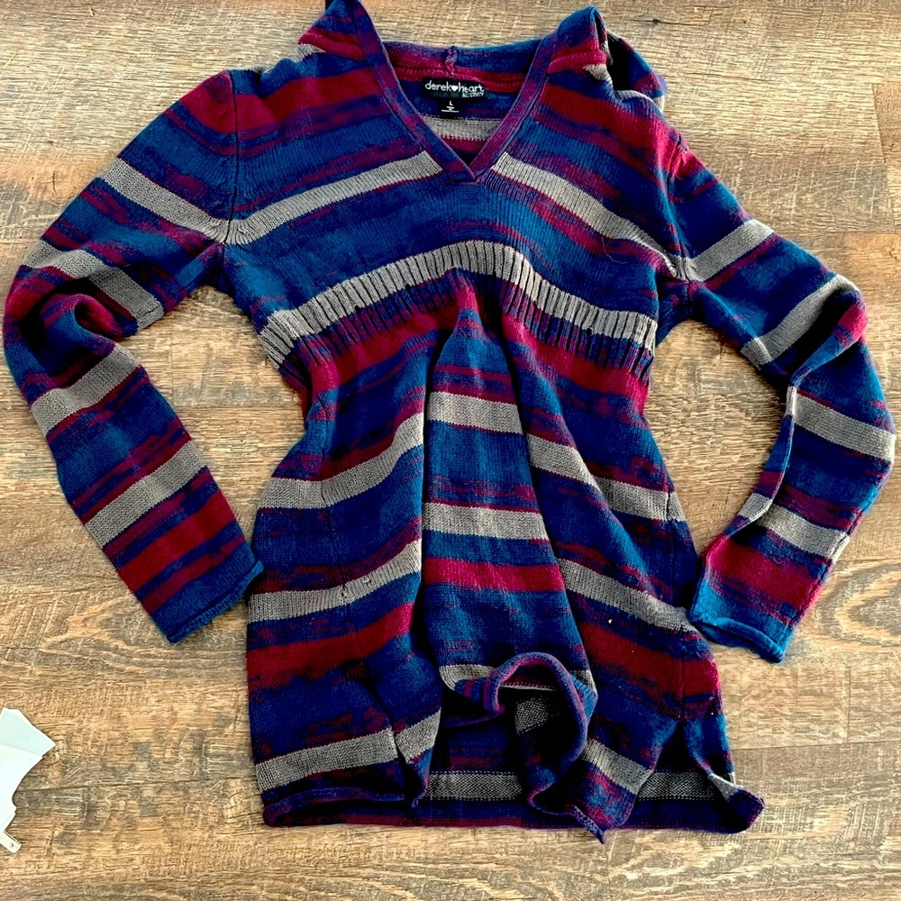 DEREK HEART Y2K SWEATER WITH HOOD